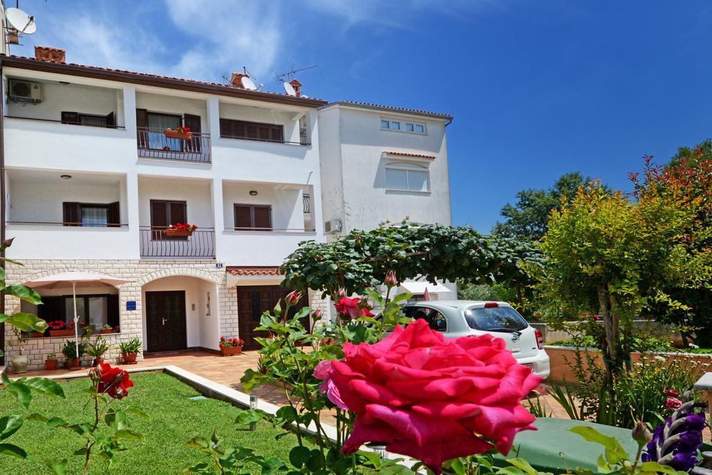 Apartments Palmic Poreč Exterior foto